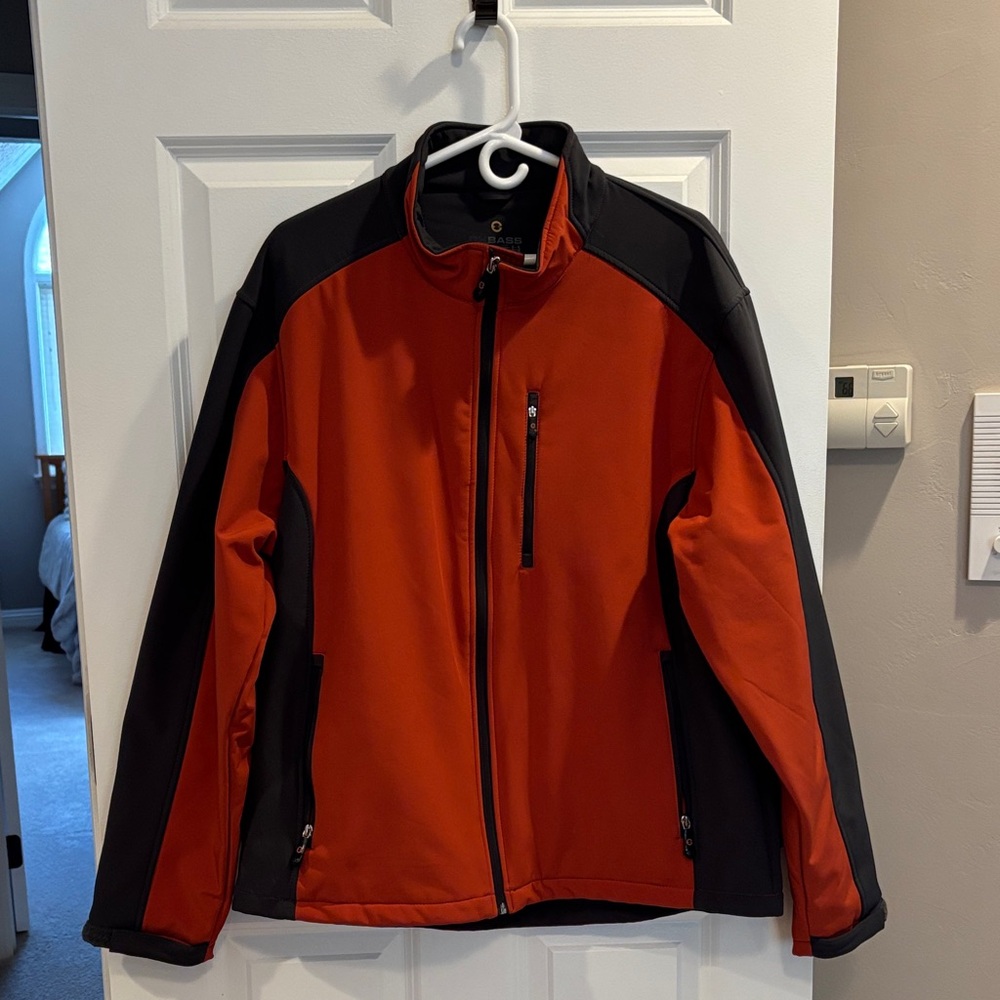 GH Bass earth men’s coat size L